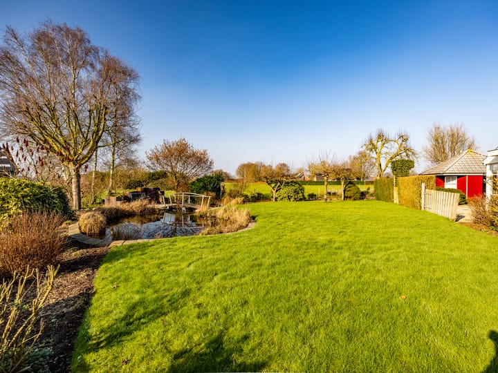 Foto 35 van Meeuwenbergweg 4