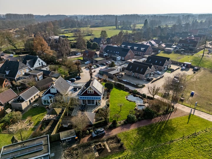 Foto 40 van Meeuwenbergweg 4