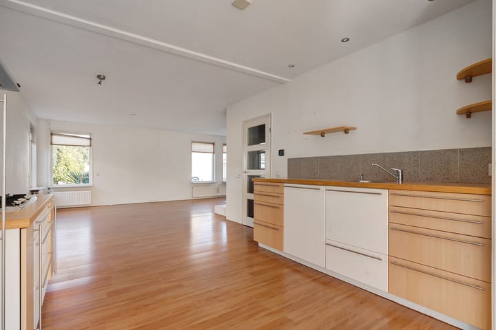 Foto 11 van Van Hasseltmarke 9