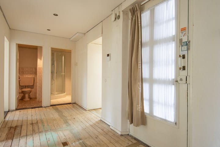 Foto 10 van Molukkenstraat 12