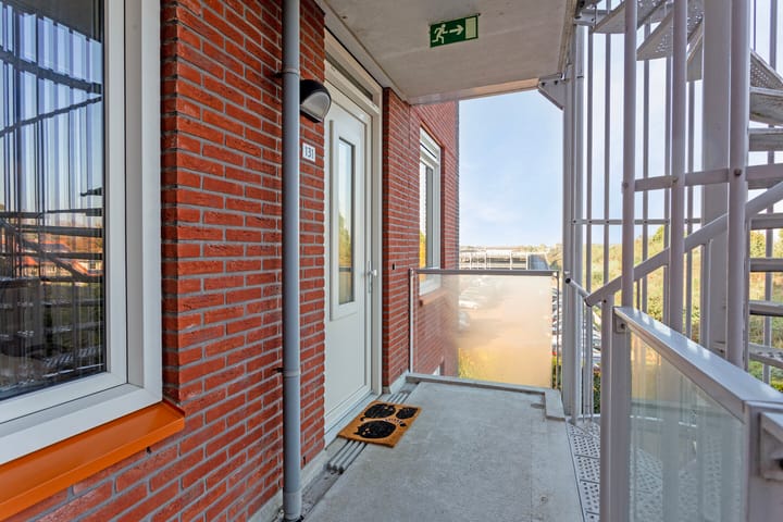 Foto 25 van Piet Mondriaanplein 131