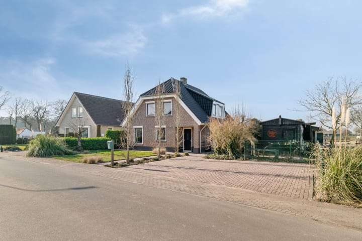 Photo 2 of Putstraat 4