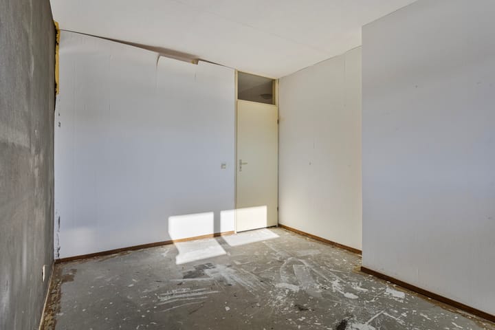 Foto 15 van Damstraat 42