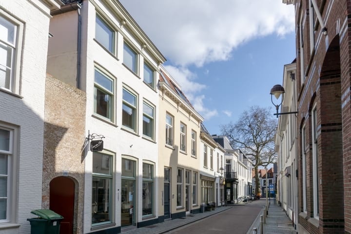 Foto 24 van Blauwehandstraat 14-A
