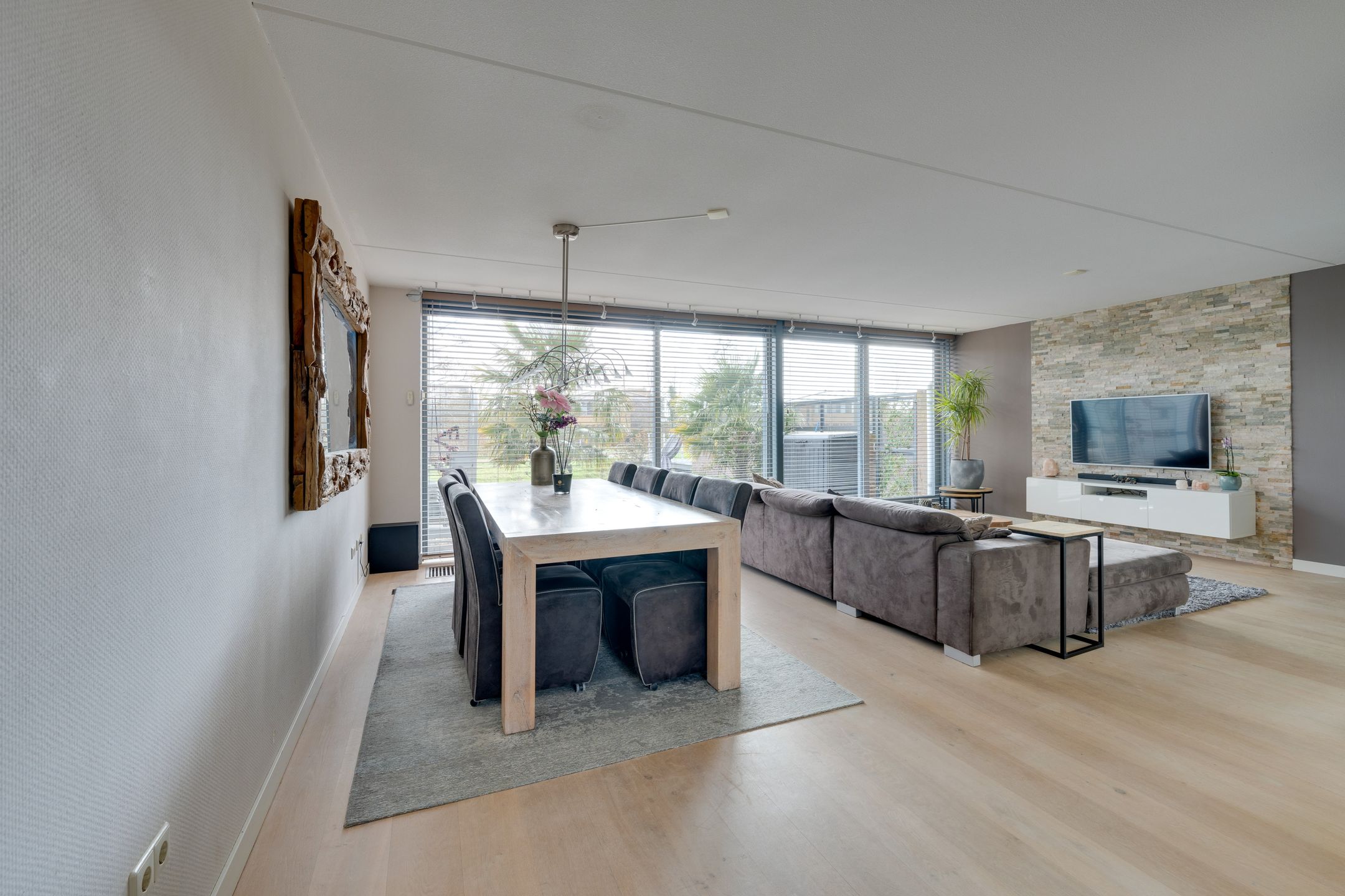 Foto 24 van Falconstraat 39