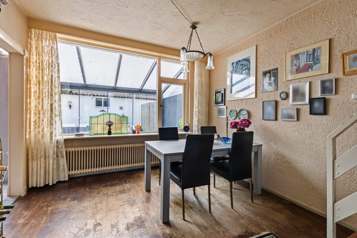 Foto 9 van Helmondstraat 25