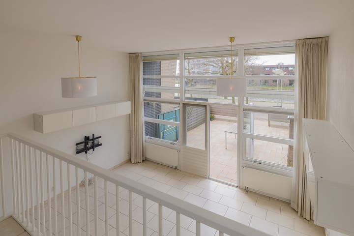 Foto 4 van L. Springerstraat 88