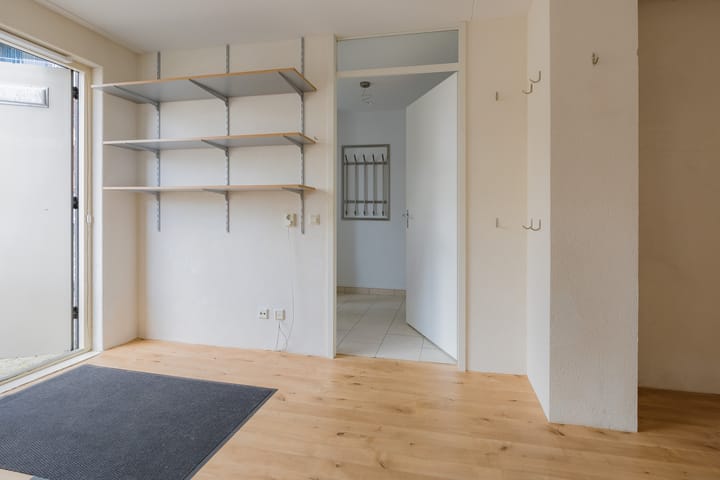 Foto 7 van L. Springerstraat 88