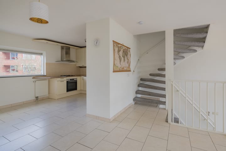 Foto 22 van L. Springerstraat 88