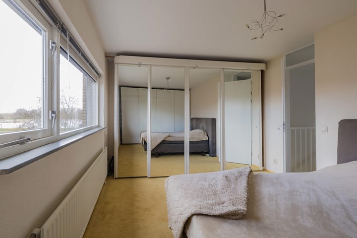 Foto 32 van L. Springerstraat 88