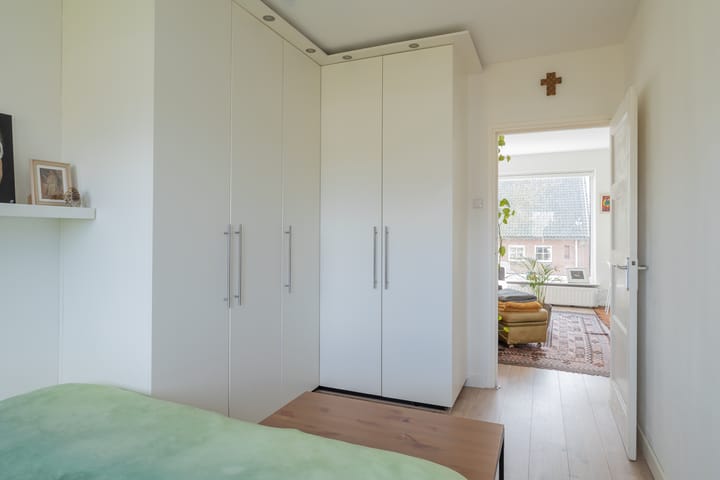 Foto 14 van Johan de Meesterstraat 13-II