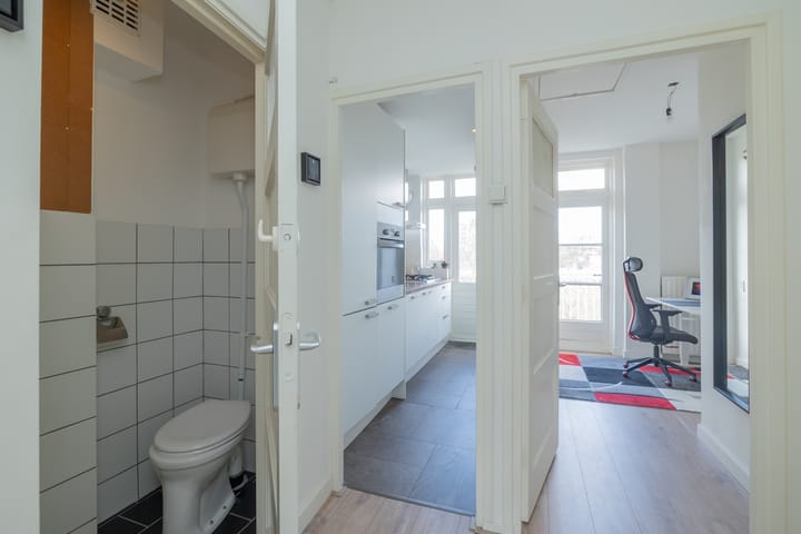 Foto 22 van Johan de Meesterstraat 13-II