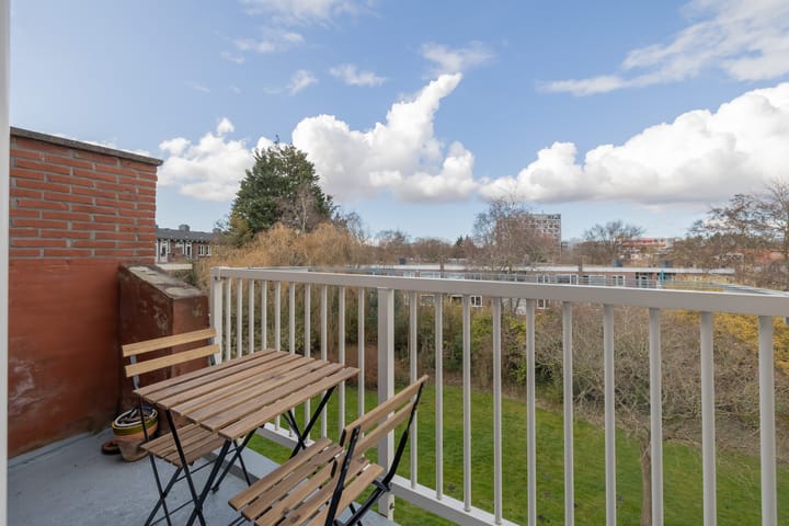 Foto 26 van Johan de Meesterstraat 13-II