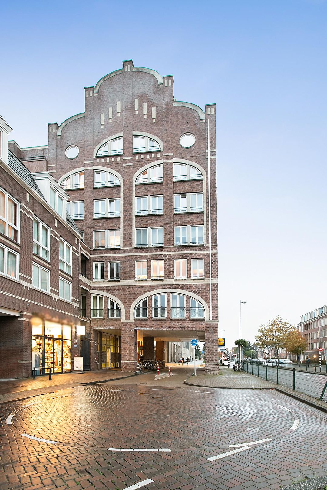 Foto 1 van Voor de Burchten 132