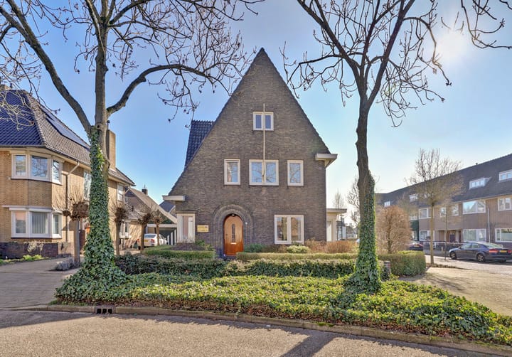 Foto 5 van Bisschop Drehmansstraat 13