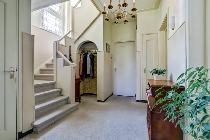 Photo 7 of Bisschop Drehmansstraat 13