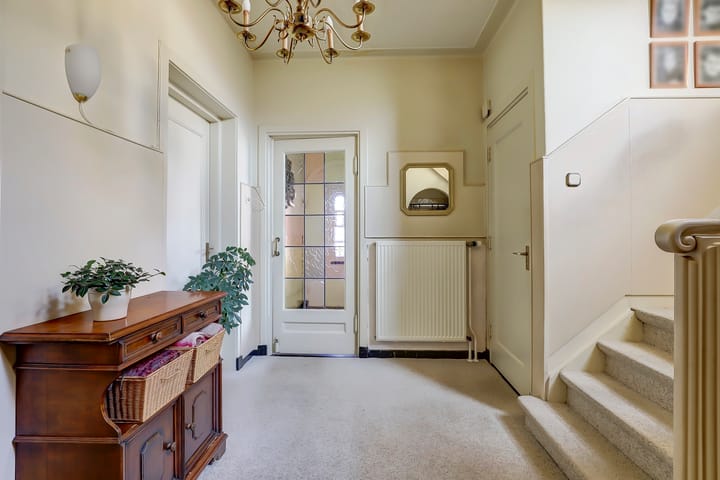 Photo 8 of Bisschop Drehmansstraat 13