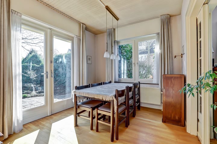 Photo 11 of Bisschop Drehmansstraat 13