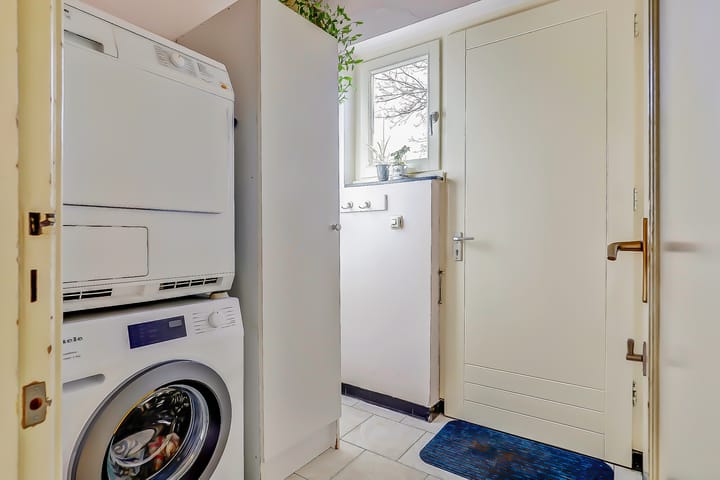 Photo 23 of Bisschop Drehmansstraat 13