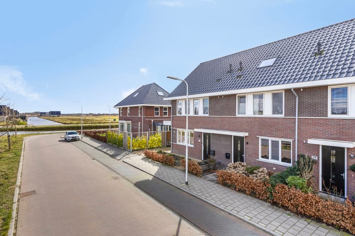 Foto 27 van Dagpauwoog 52