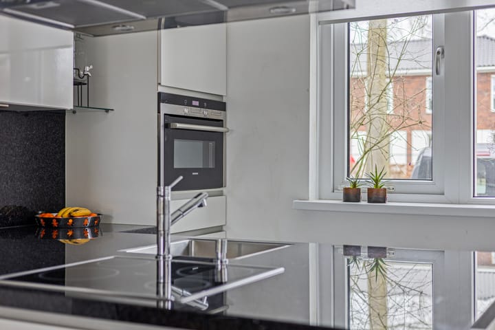 Photo 15 of Schoutstraat 10