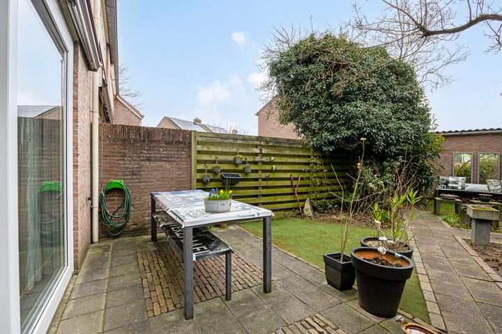 Photo 19 of Schoutstraat 10