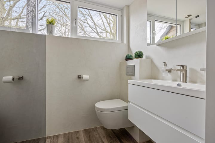 Photo 25 of Schoutstraat 10