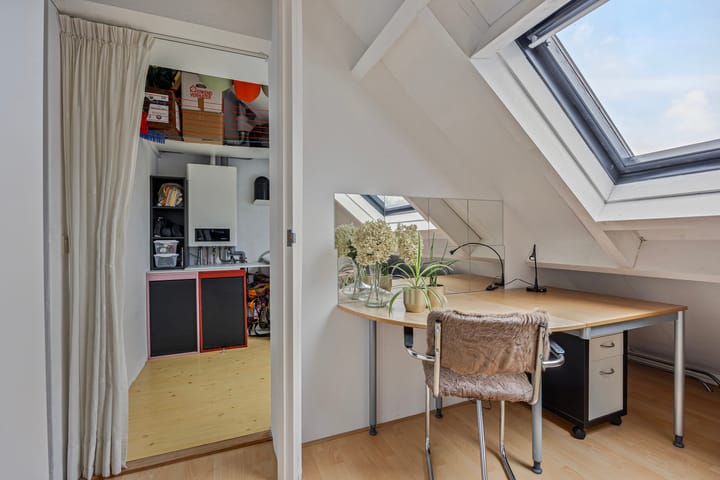 Photo 34 of Schoutstraat 10