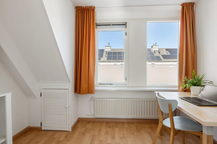 Photo 23 of Philippote van der Marckstraat 7