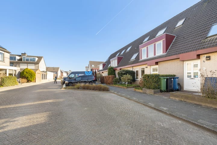 Photo 35 of Philippote van der Marckstraat 7