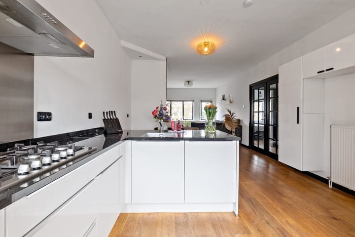 Foto 12 van Koningin Wilhelminalaan 331