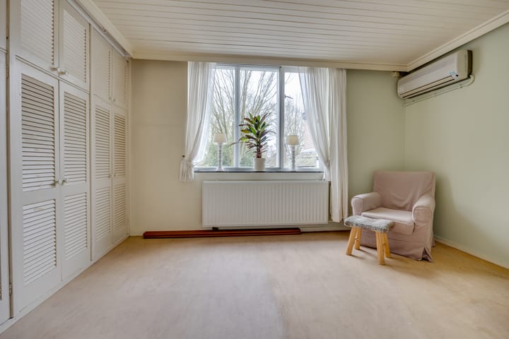 Foto 15 van Haagbeuklaan 10