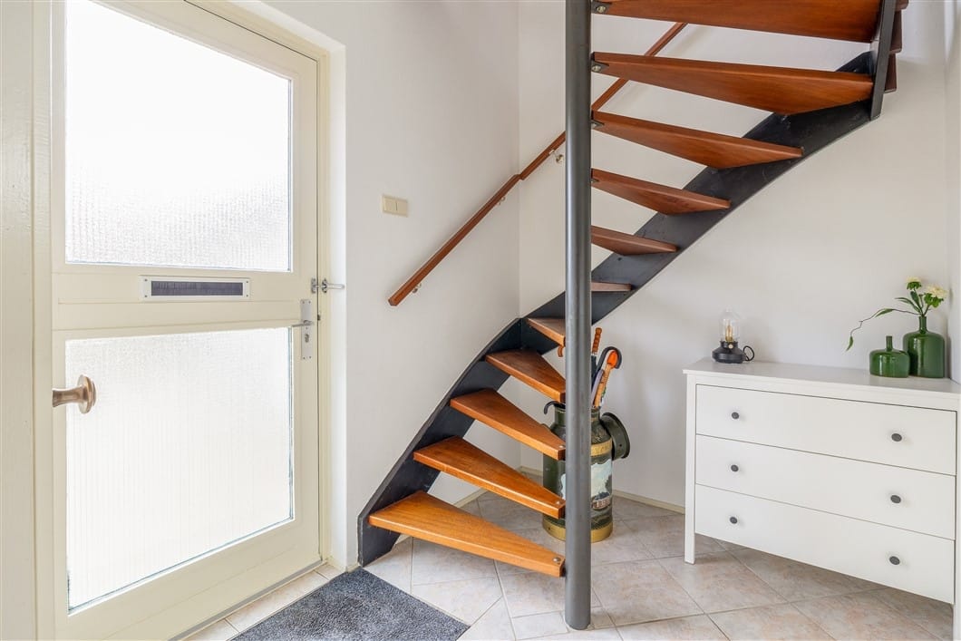 Photo 10 of Windshoek 16