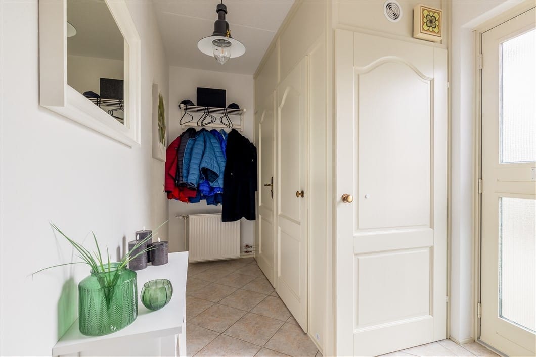 Photo 11 of Windshoek 16