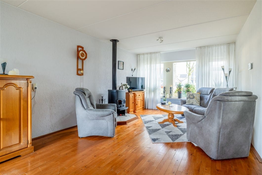 Photo 12 of Windshoek 16