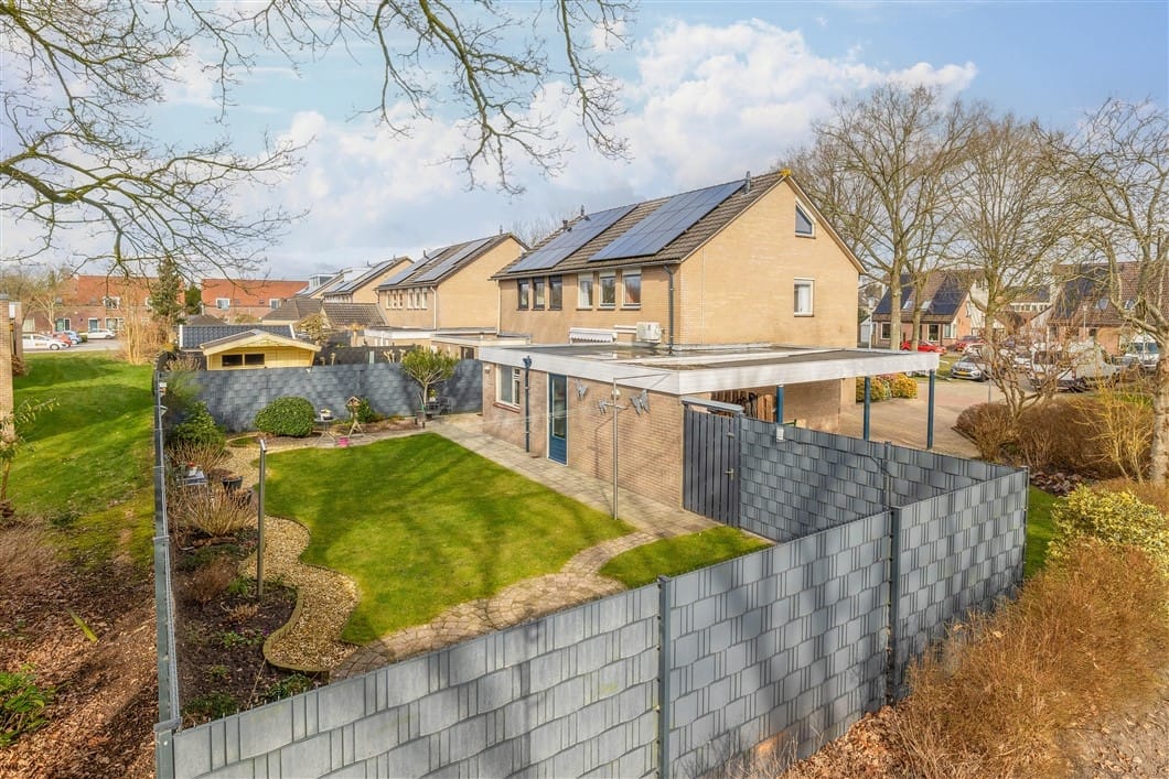 Photo 32 of Windshoek 16