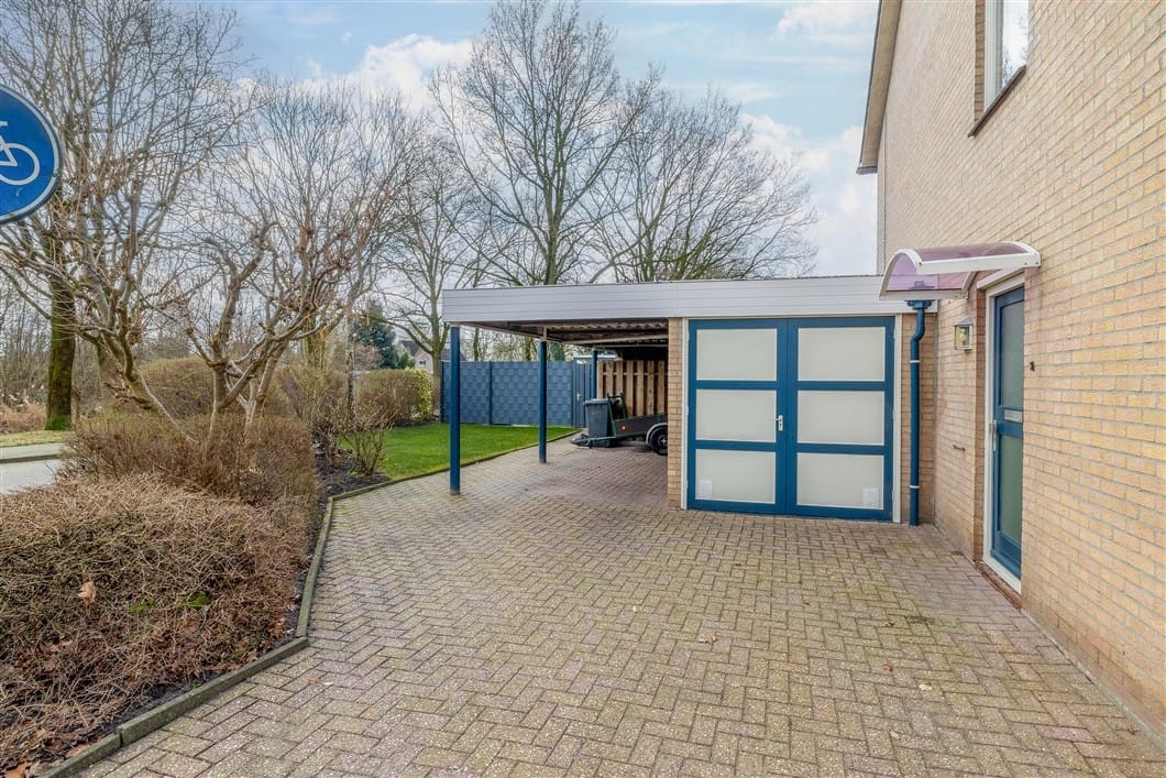 Photo 7 of Windshoek 16