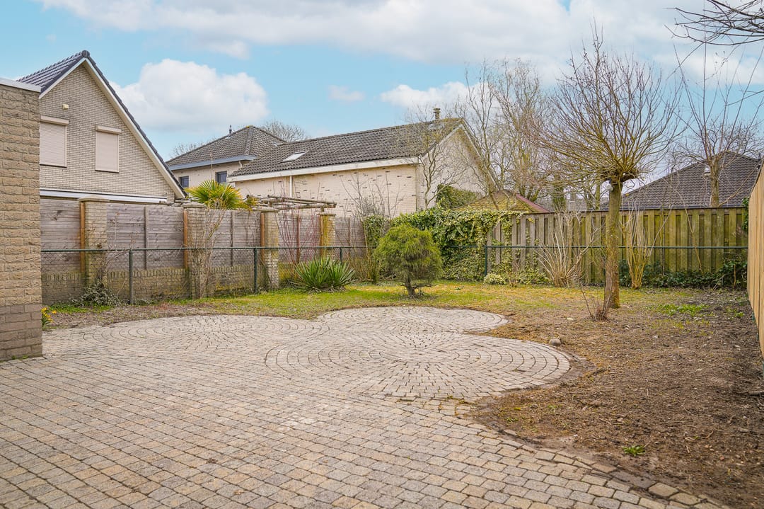 Foto 26 van Donkerbos 24