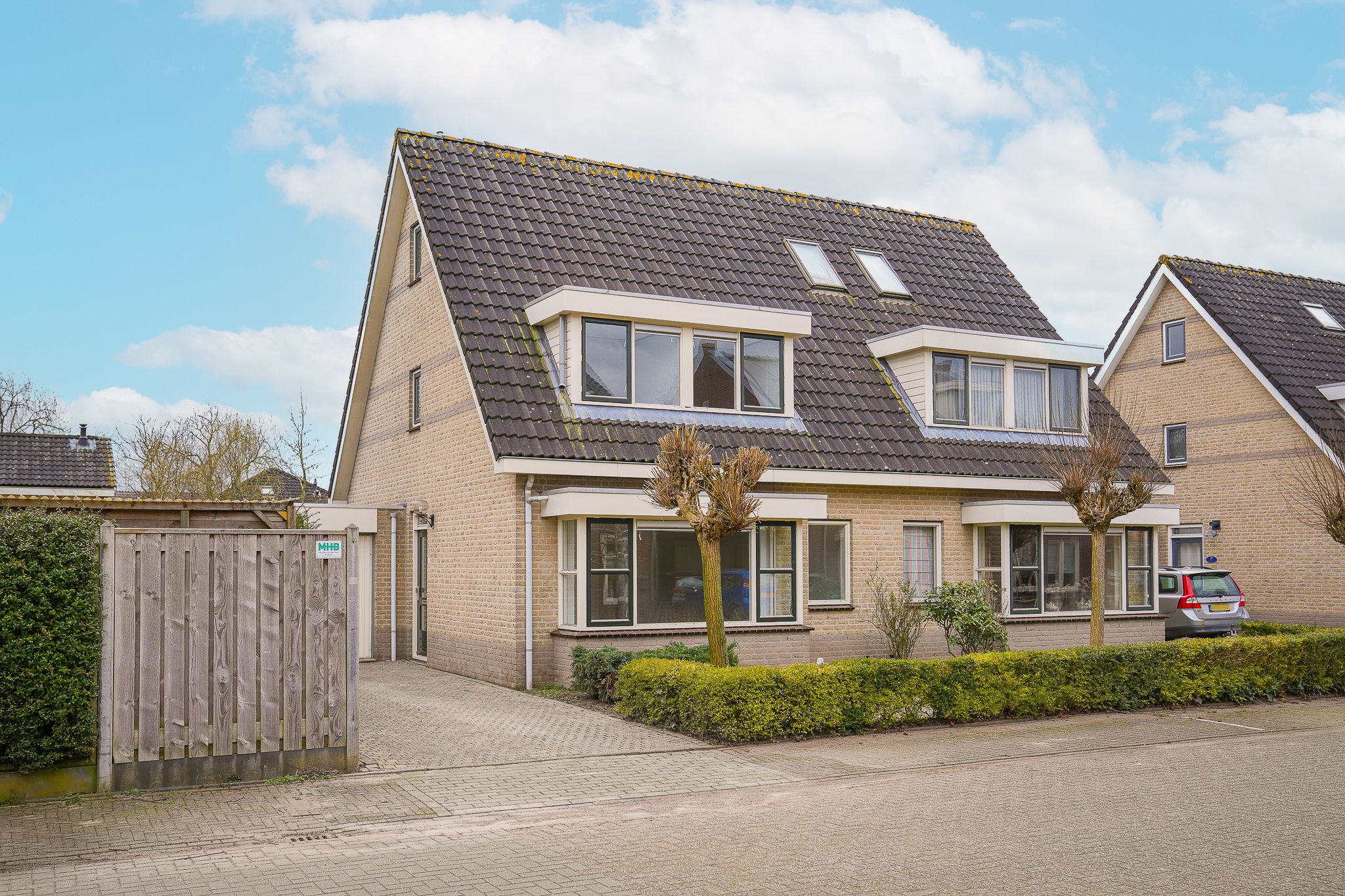 Foto 33 van Donkerbos 24