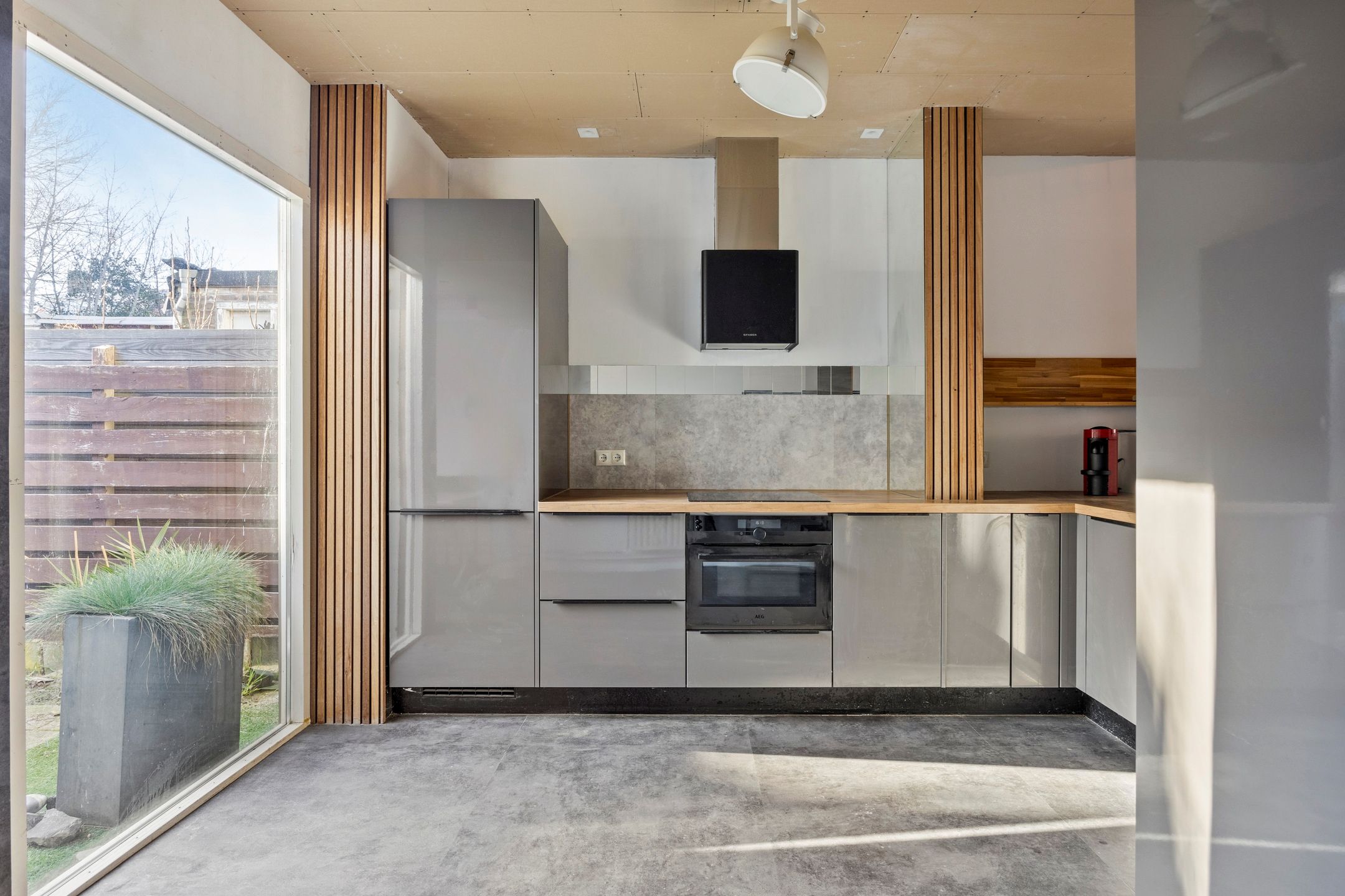 Foto 3 van Van Leeuwenhoekstraat 10