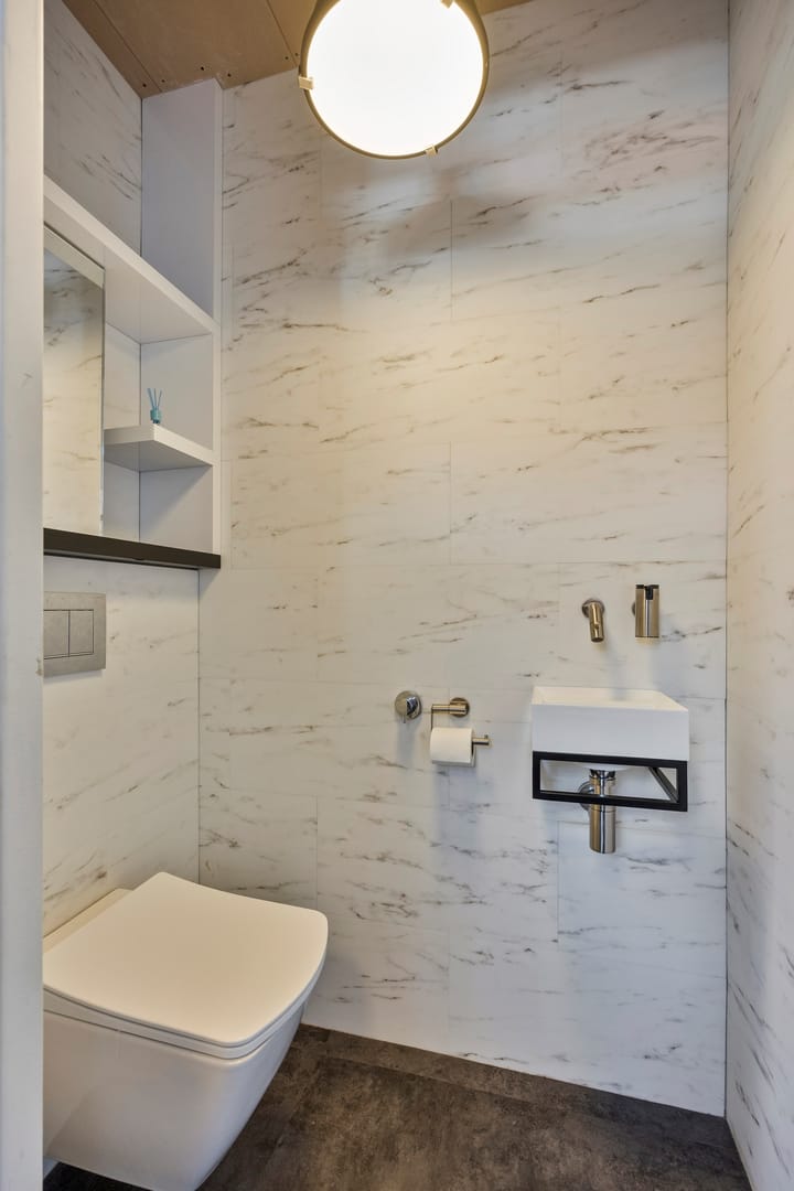 Foto 13 van Van Leeuwenhoekstraat 10