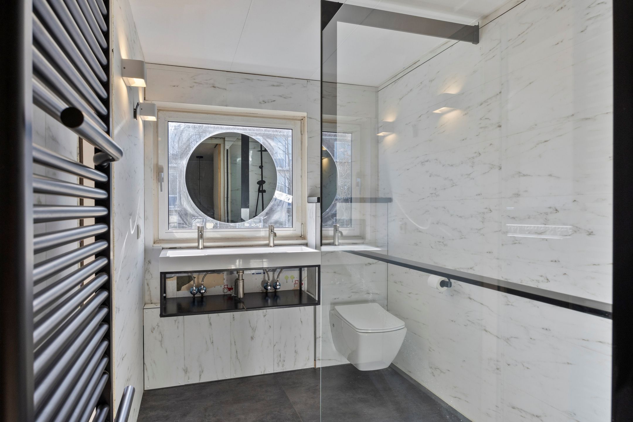 Foto 18 van Van Leeuwenhoekstraat 10