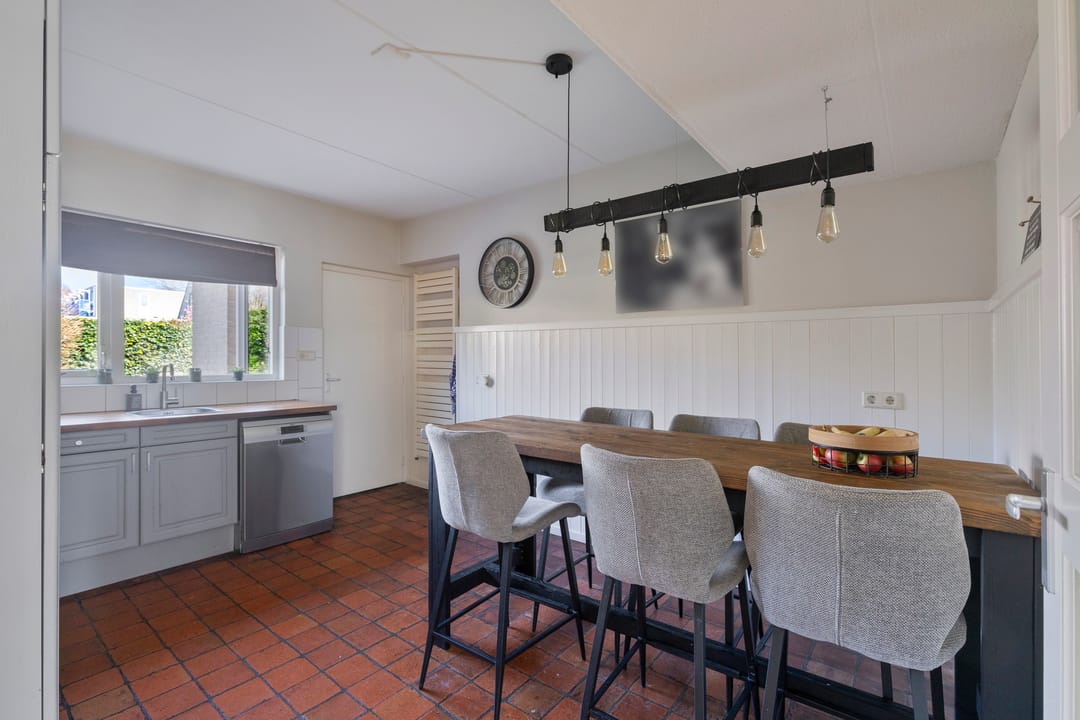 Photo 8 of Marga Klompélaan 7