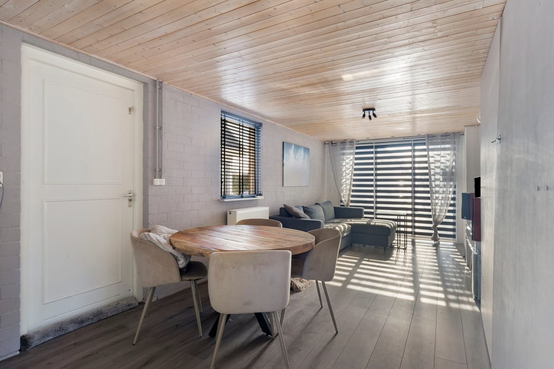 Photo 17 of Marga Klompélaan 7