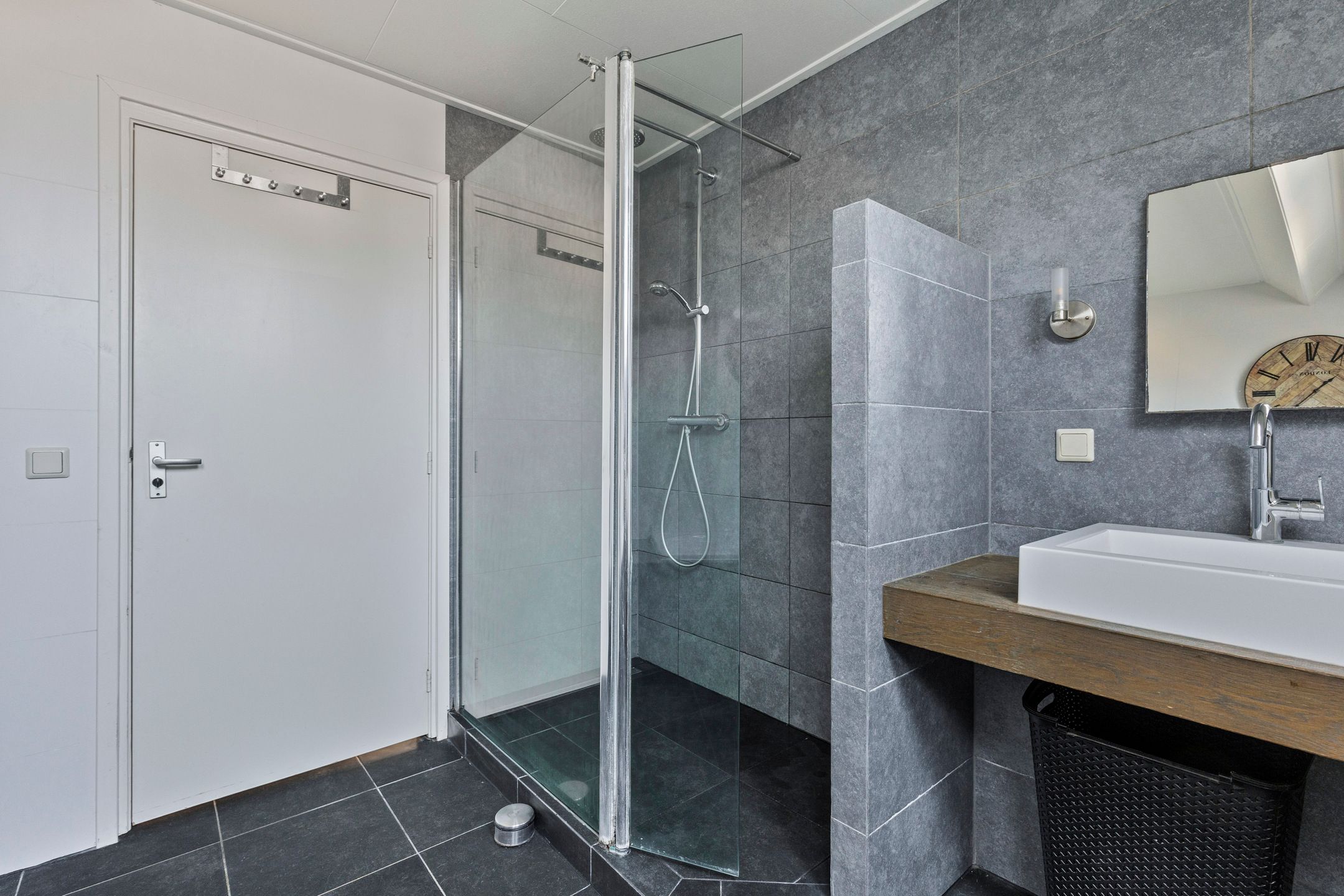 Photo 30 of Marga Klompélaan 7