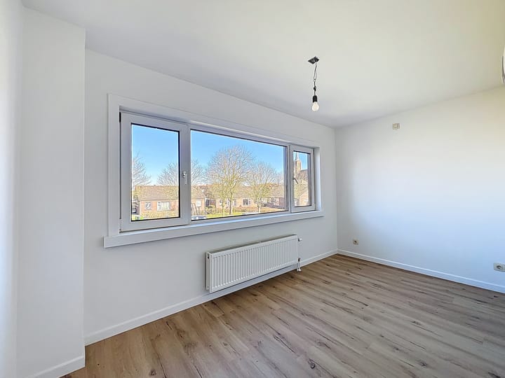 Foto 14 van Pastoor J.A.M. van den Muijsenbergstraat 9