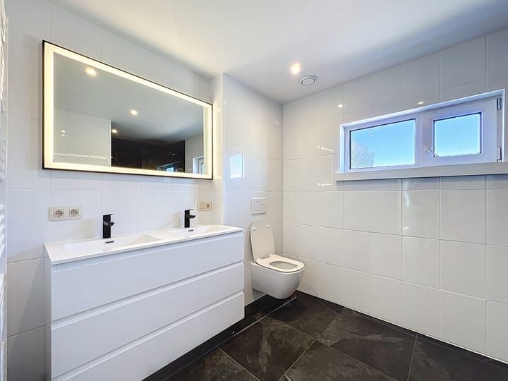 Foto 15 van Pastoor J.A.M. van den Muijsenbergstraat 9