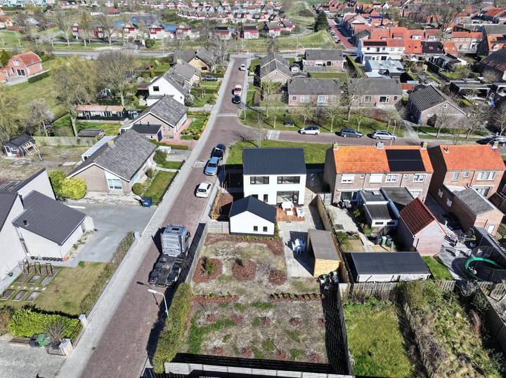 Foto 25 van Pastoor J.A.M. van den Muijsenbergstraat 9