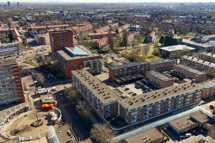 Foto 14 van Marcellus Emantslaan 35