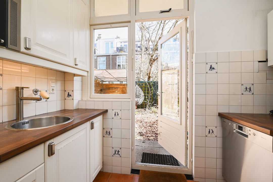 Foto 23 van Hendrik van Deventerstraat 131